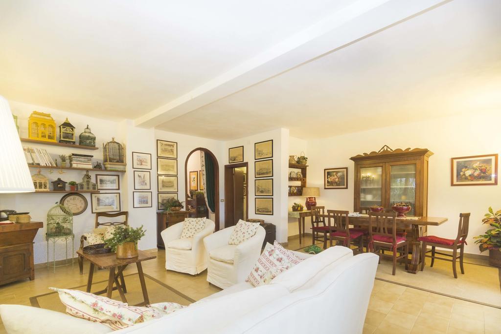 Villa Monserrato - Goelba Porto Azzurro Habitación foto