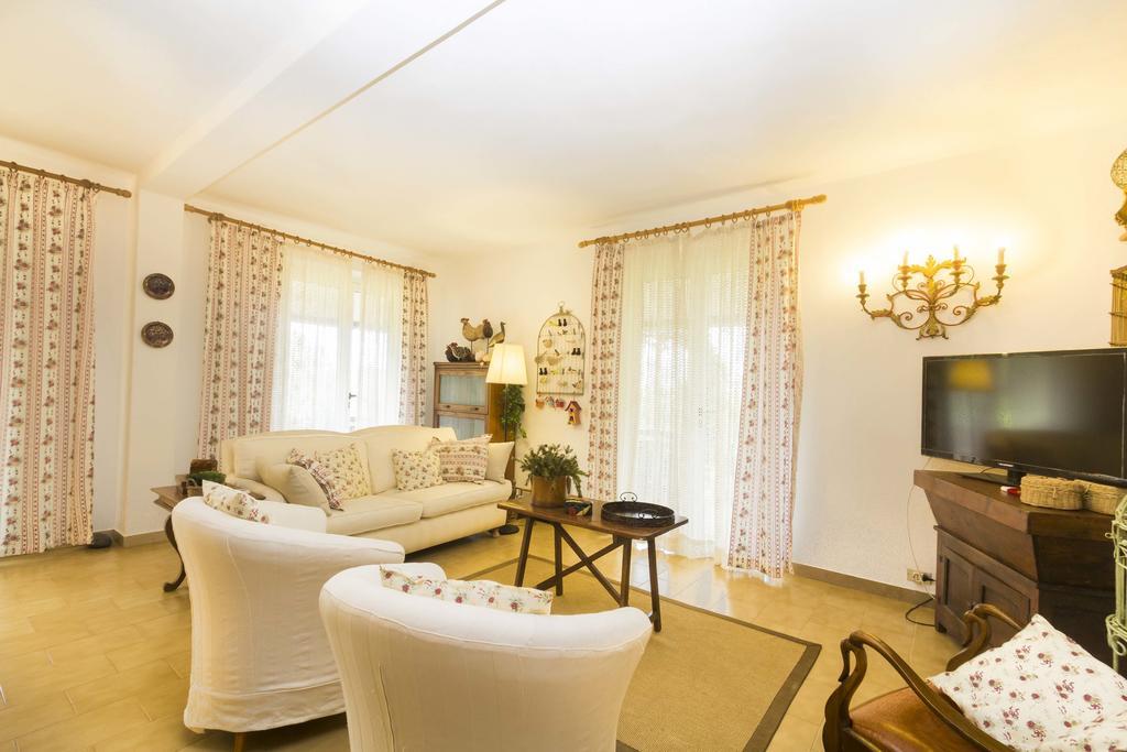 Villa Monserrato - Goelba Porto Azzurro Habitación foto